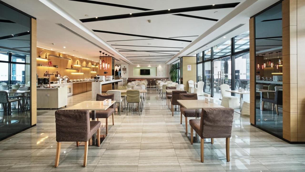 Holiday Inn Express Shanghai Gongkang, an IHG Hotel Bagian luar foto
