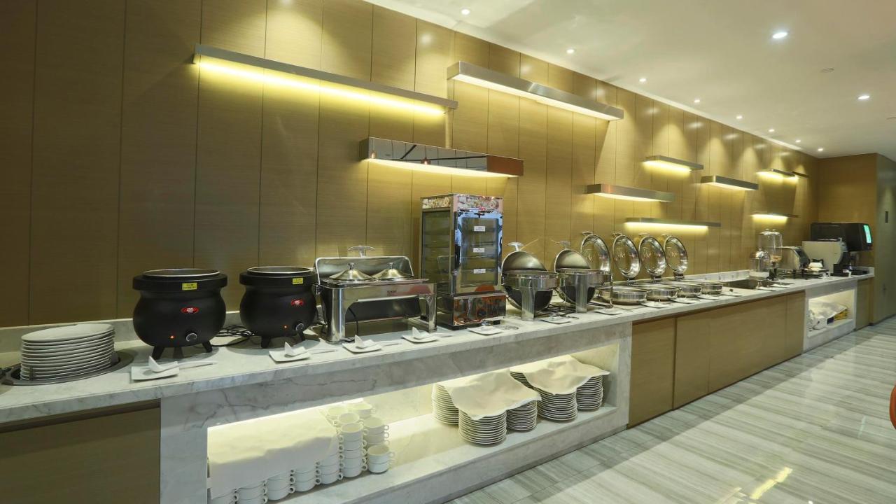 Holiday Inn Express Shanghai Gongkang, an IHG Hotel Bagian luar foto